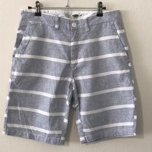 Men’s slim shorts